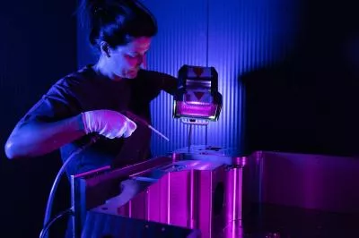 nickel chimique controle particules par UV