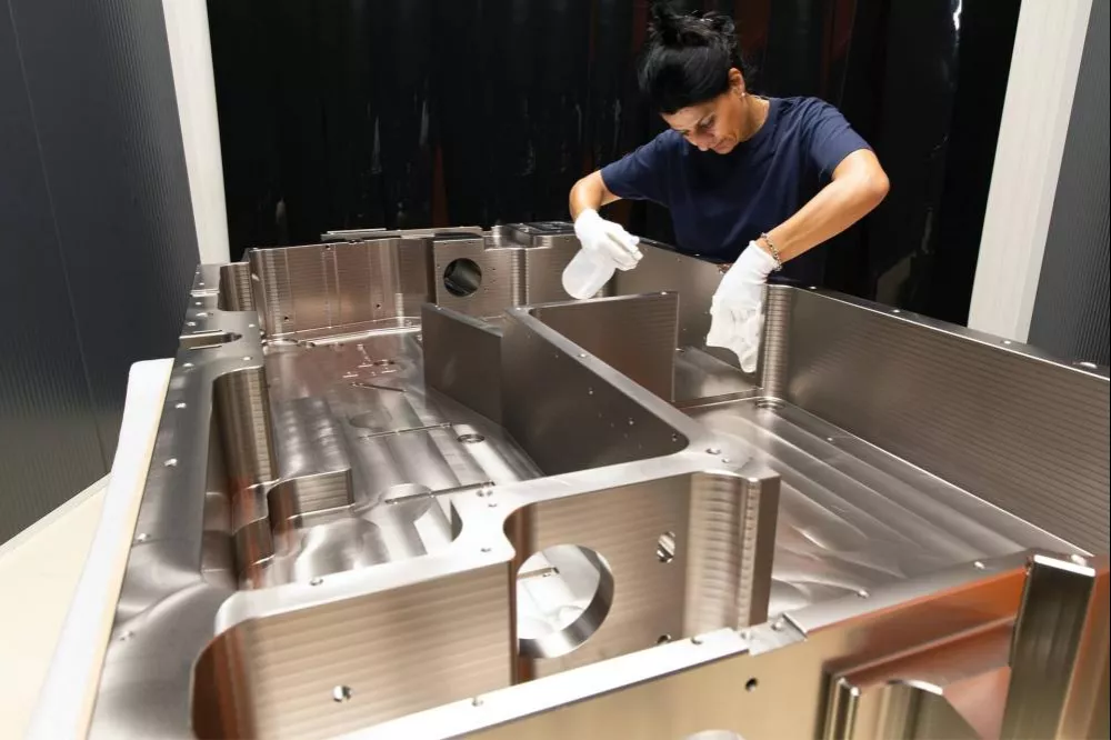 nickelage chimique d'un bloc fraisé hors masse - machines pour le semi-conducteur