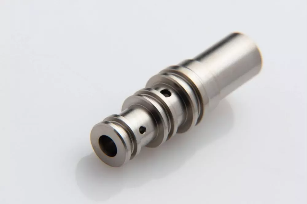 traitement de pièces composées par soudage de différents types d'aluminium