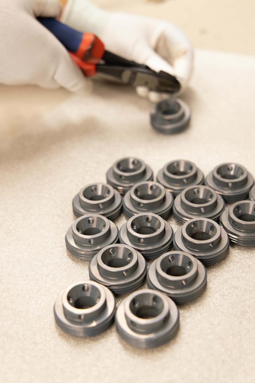 appliqué à l'attache pour éviter les chocs