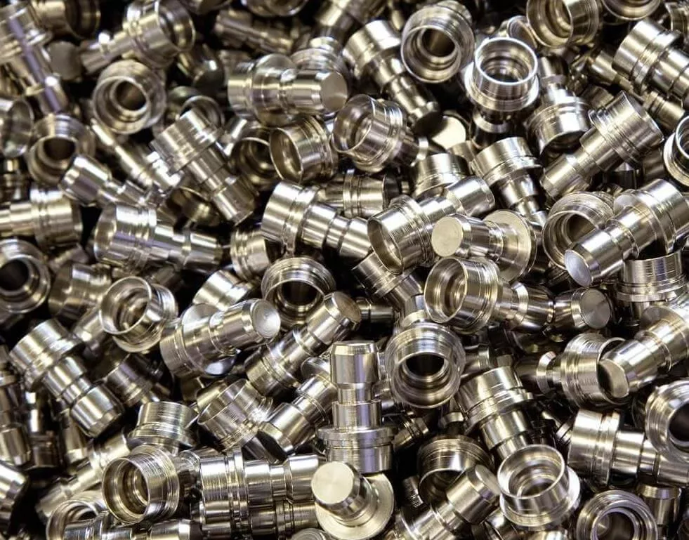 pièces en vrac au tonneau