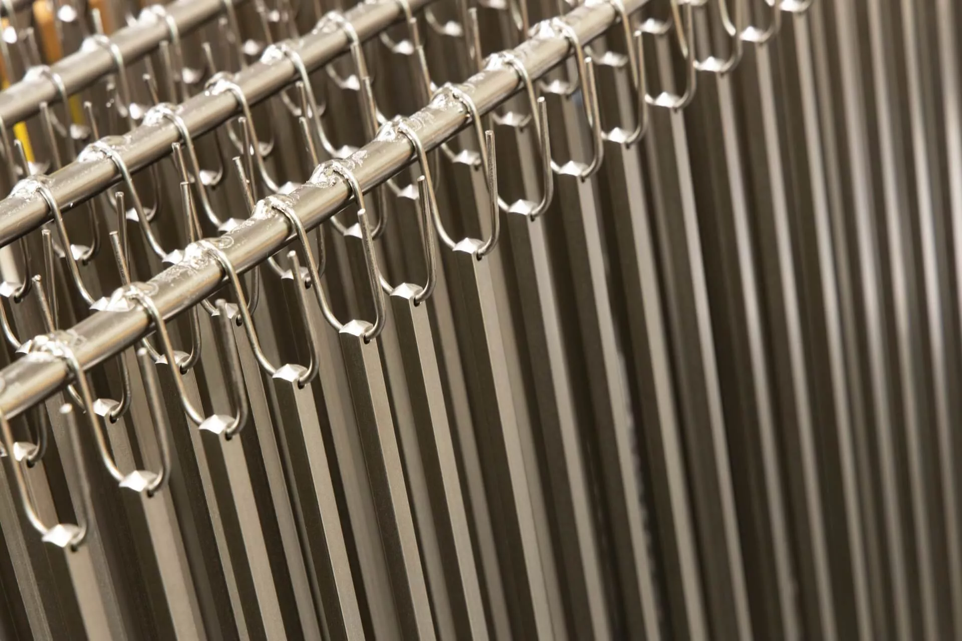 Textile, Métier de tissage, Machines d’extrusion de fil